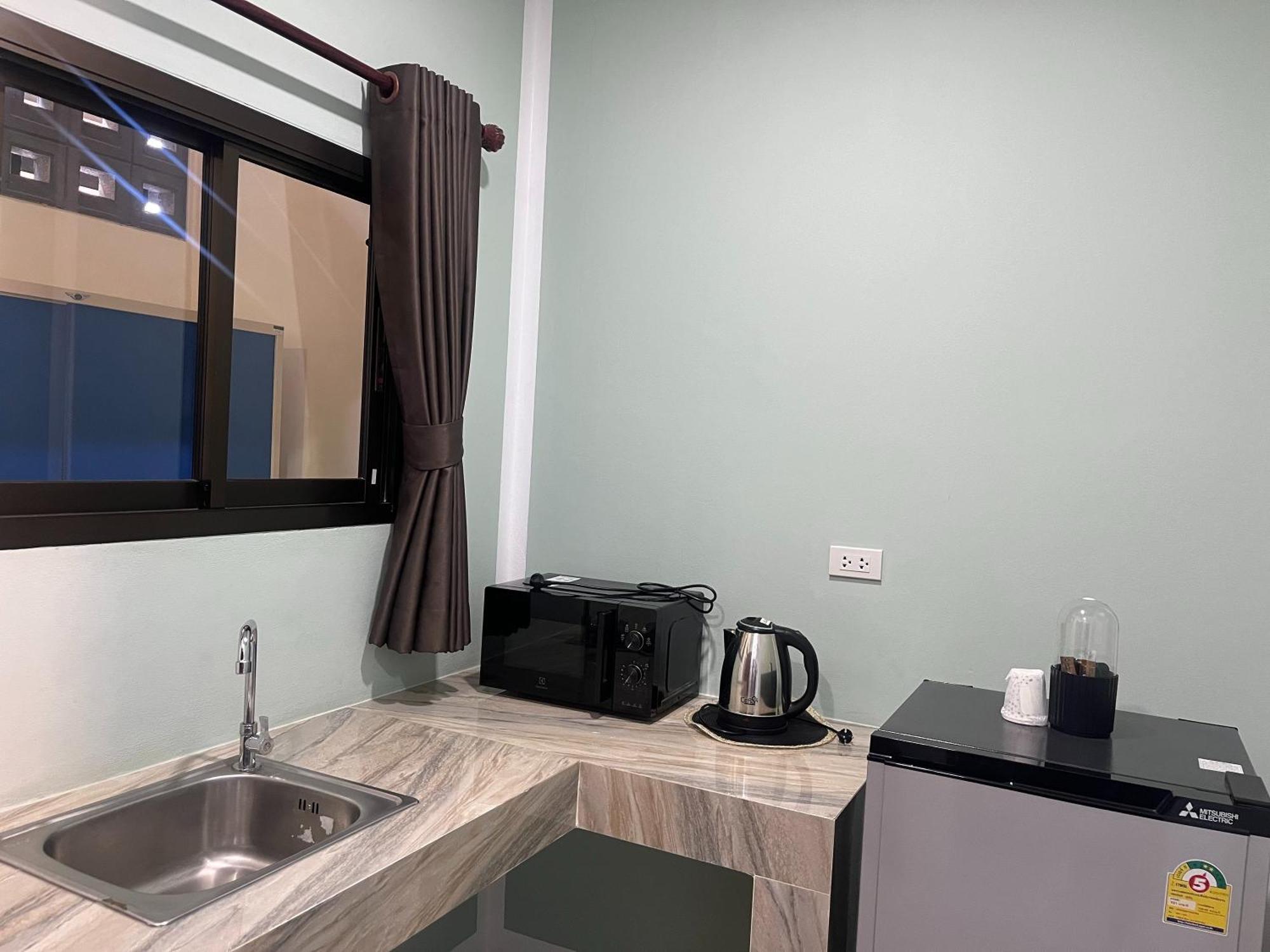 J & Ariya Hotel Near Samui Airport And Koh Phangan Pier Бопхут Экстерьер фото