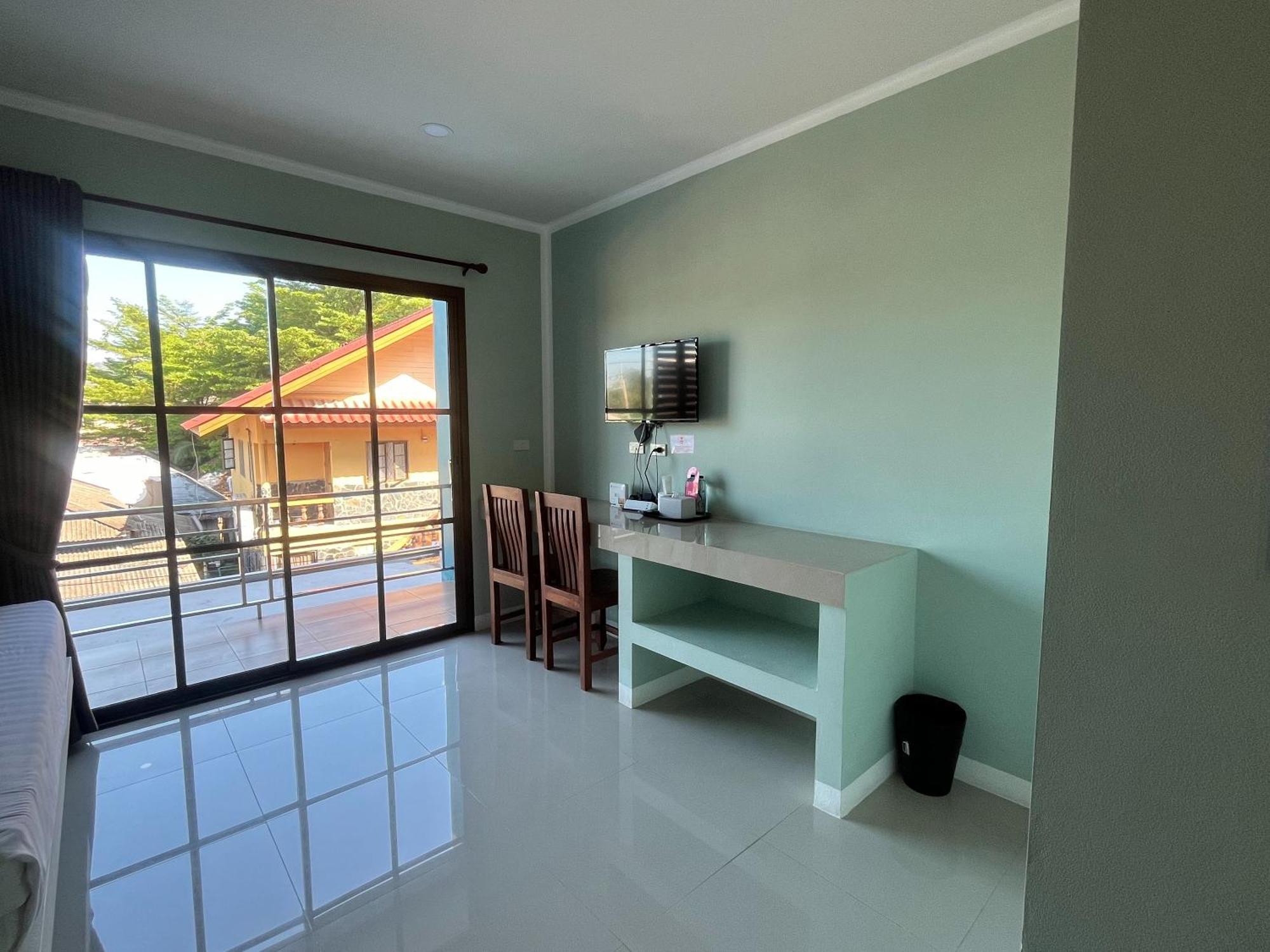 J & Ariya Hotel Near Samui Airport And Koh Phangan Pier Бопхут Экстерьер фото