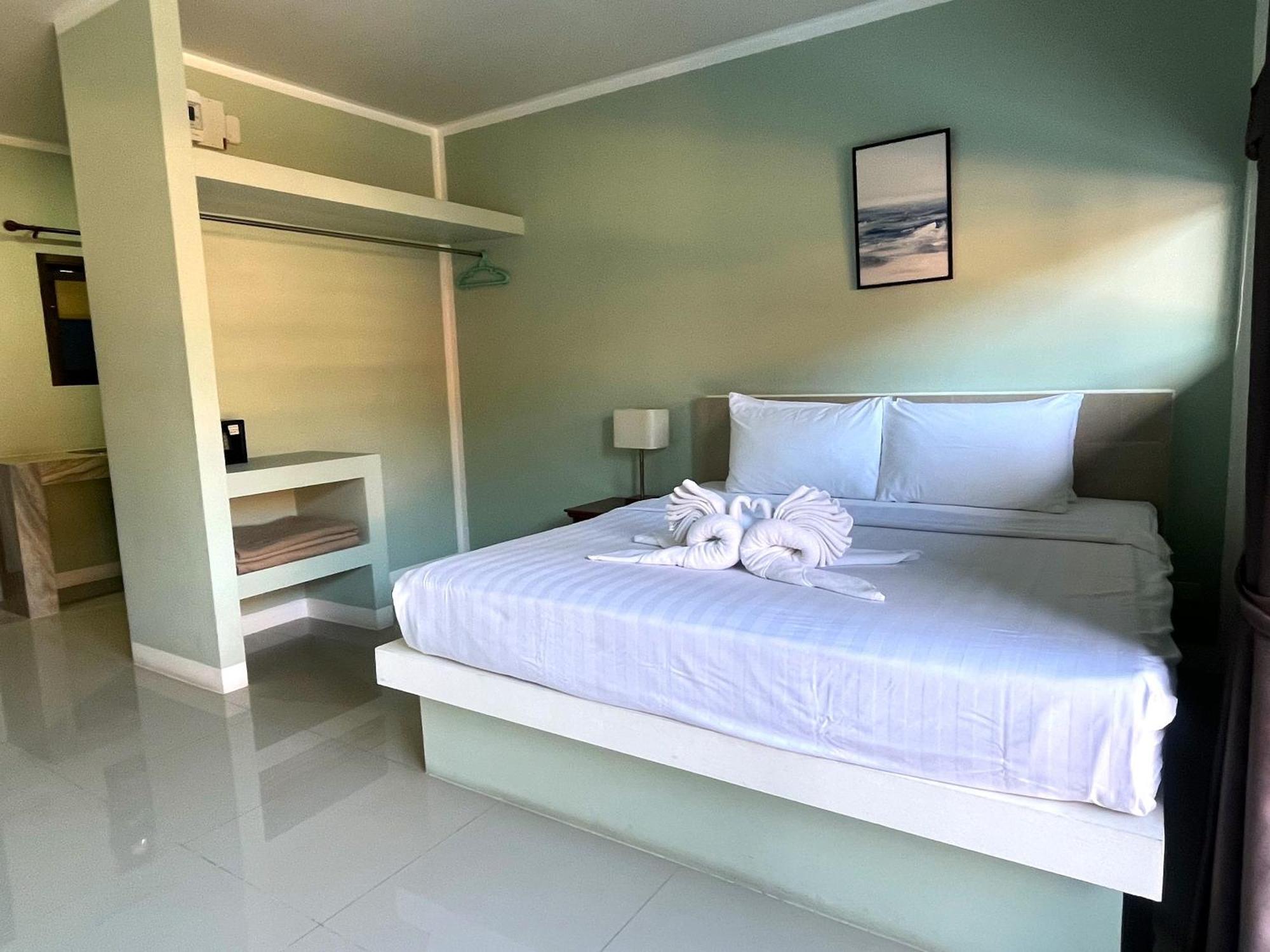 J & Ariya Hotel Near Samui Airport And Koh Phangan Pier Бопхут Экстерьер фото