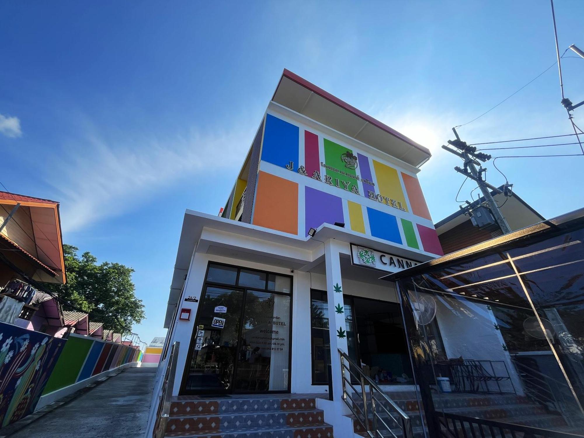 J & Ariya Hotel Near Samui Airport And Koh Phangan Pier Бопхут Экстерьер фото